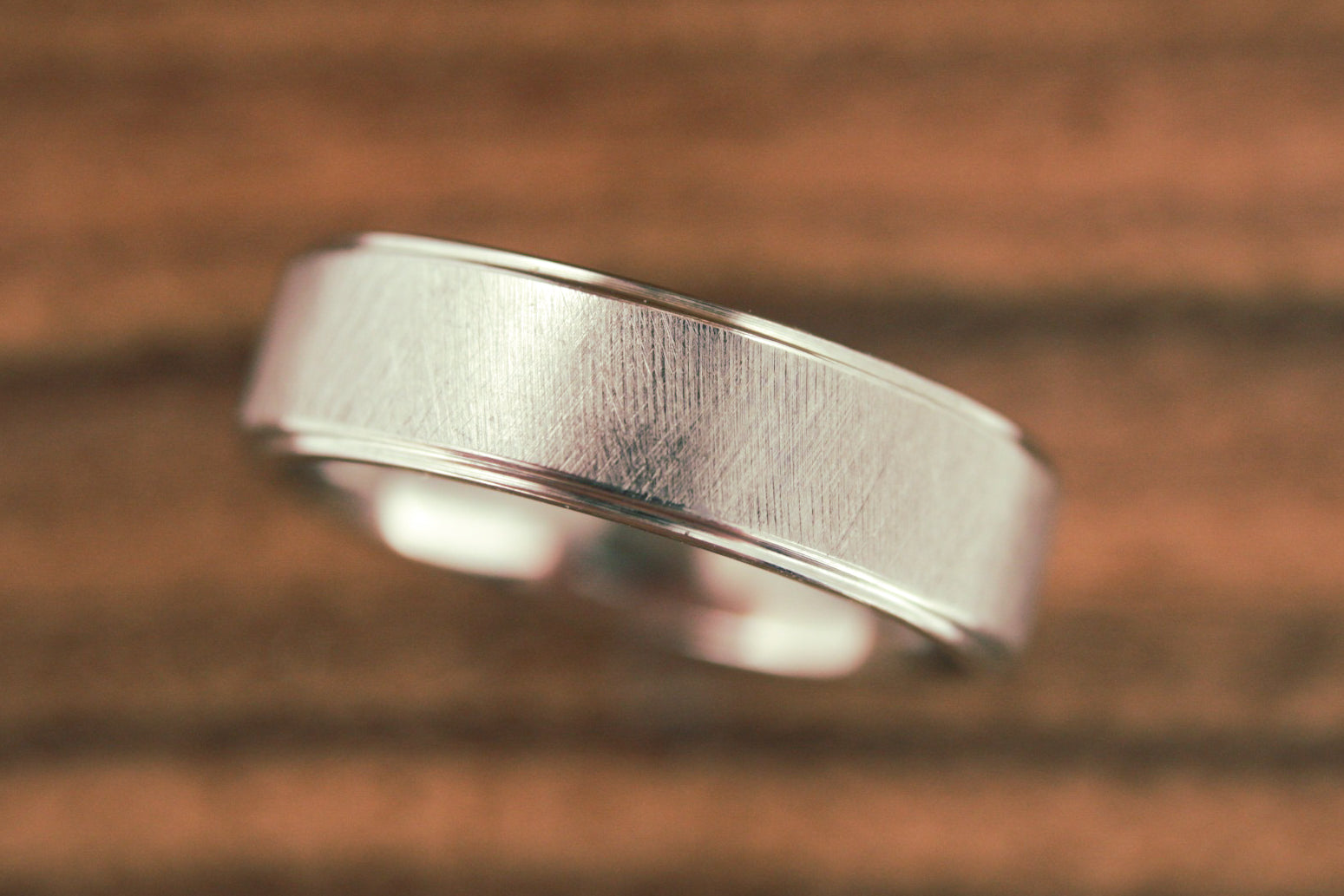 Florentine titanium band