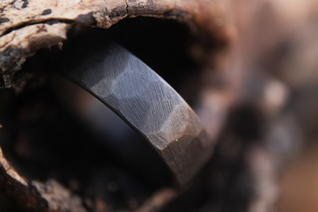 Faceted Black Zirconium 