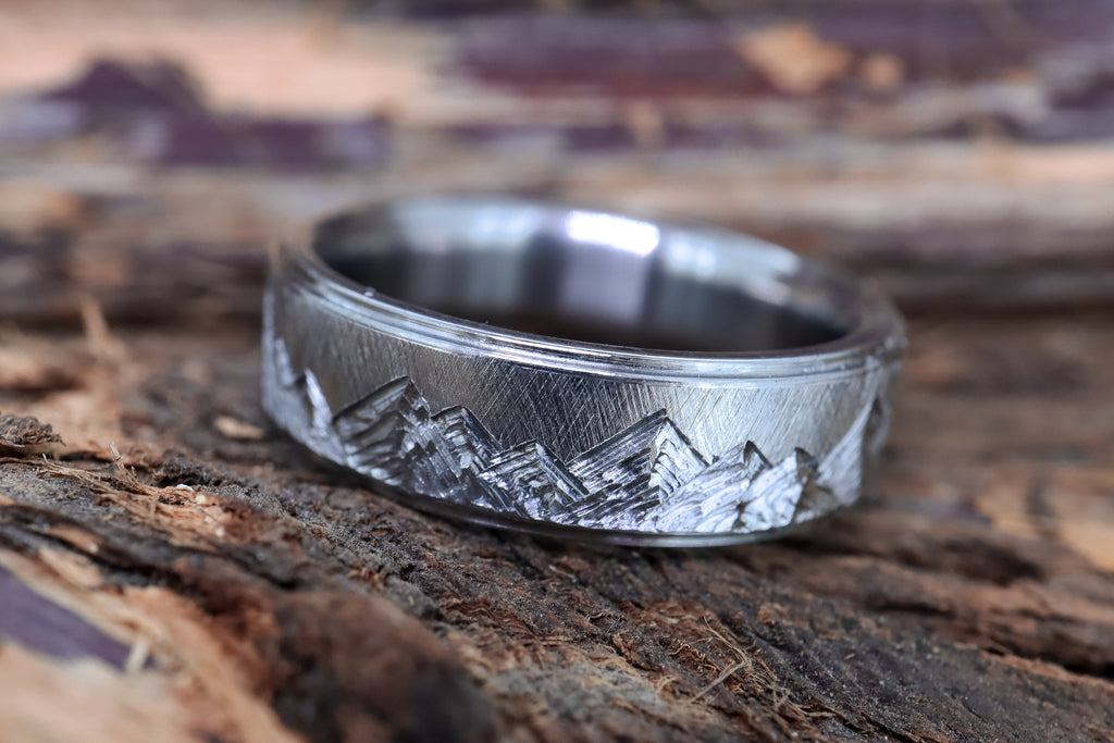 Ridged Mountain Range Ring 